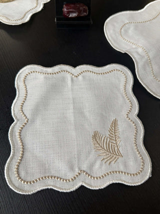 Wheat Ear Cappuccino Design Placemat Set - Premium Fabric - 6 Persons - 19 Pieces featuring embroidered off-white placemat.