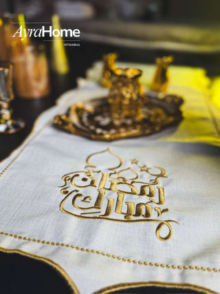 Ramadan Mubarek Design Gold placemat set - Premium Fabric - 6 Persons - 19 Pieces with elegant embroidery.