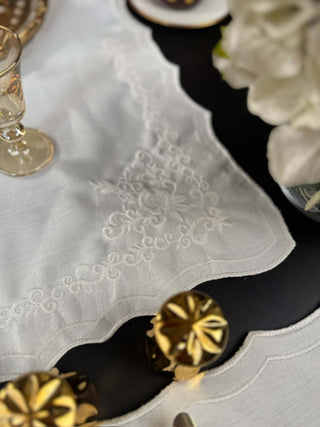 Classic Rose Off White Design Placemat Set - Premium Fabric - 6 Persons - 19 Pieces on an elegant table setting.
